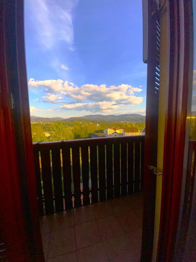Guesthouse Pri Cebelici Lukovica pri Domžalah エクステリア 写真