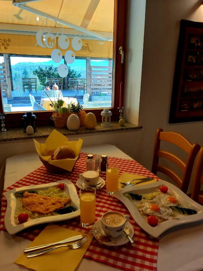 Guesthouse Pri Cebelici Lukovica pri Domžalah エクステリア 写真